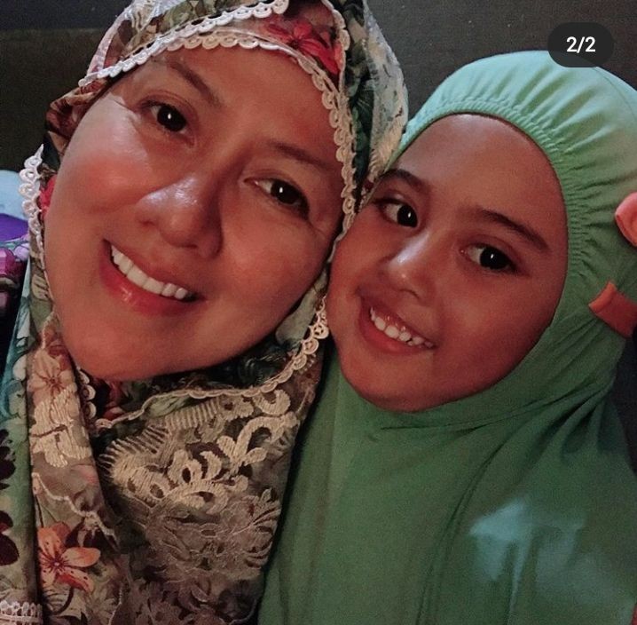 10 Potret Gemas Balita Artis Pakai Hijab, Salihah Sejak Dini!