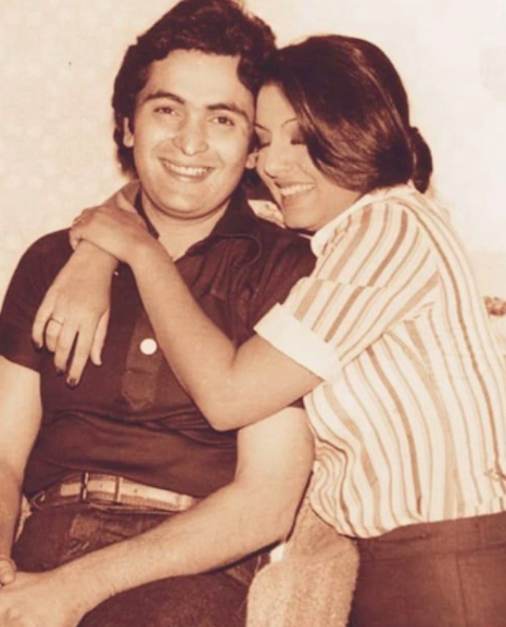 Cinta Terpisah Maut, 10 Kenangan Rishi Kapoor & Istri Selama 40 Tahun