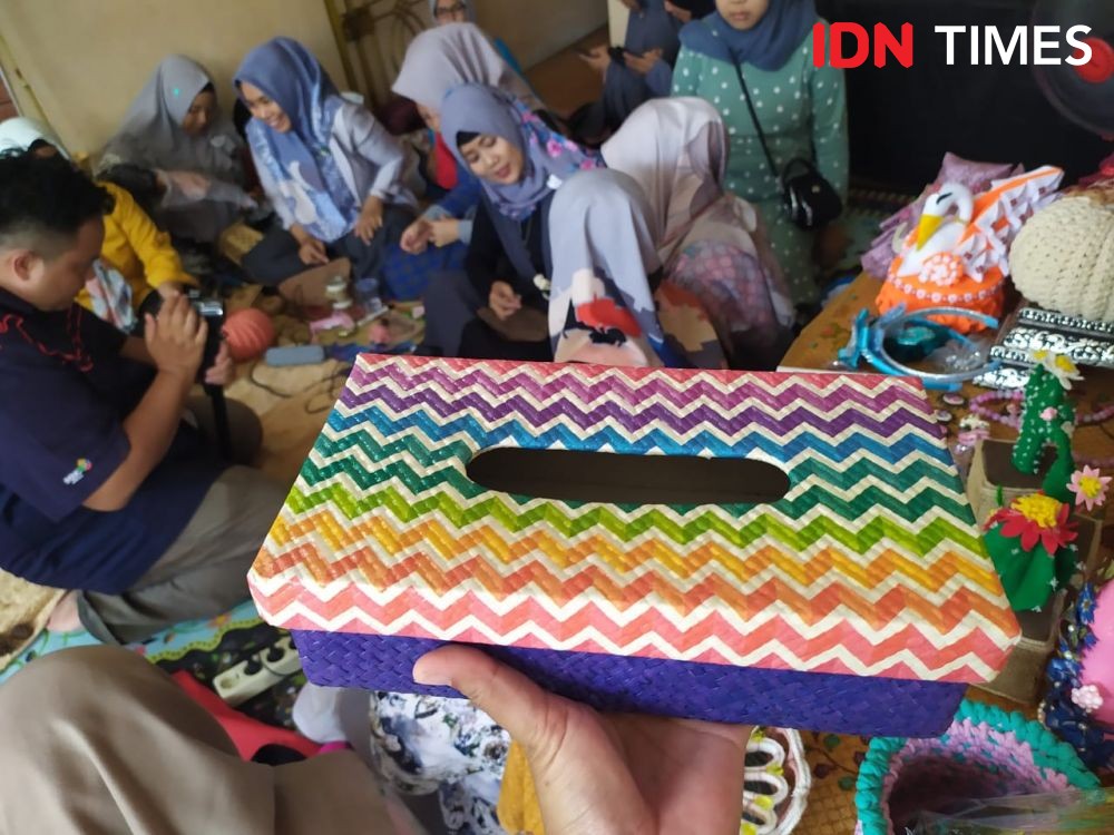 Ngabuburit Emak-emak di Palembang, Barang Bekas Jadi Harta Karun