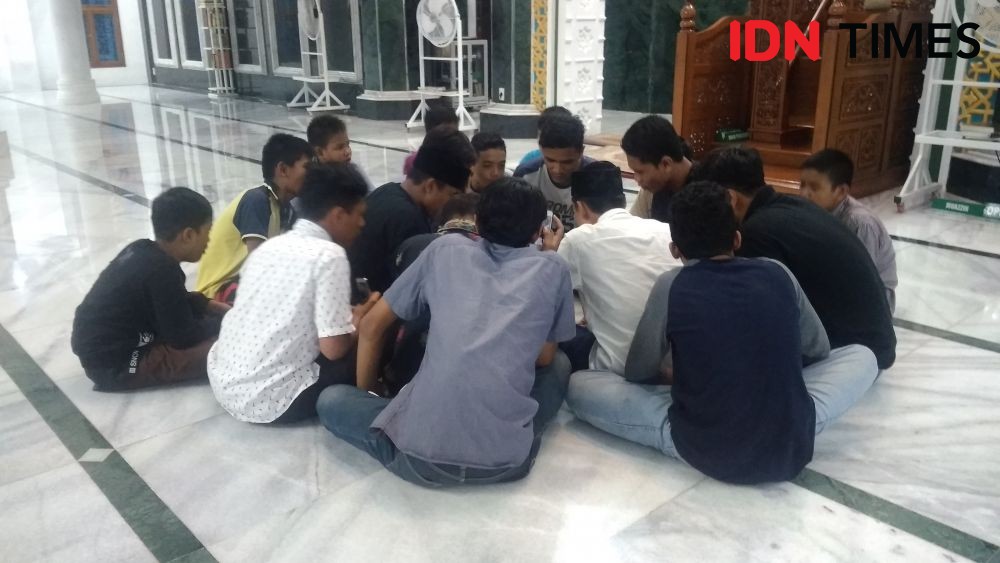 Bangunkan Sahur Pakai Syair Remaja Masjid Di Banda Aceh Viral