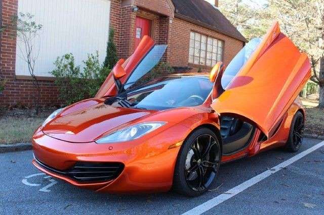 MCLAREN 12c розовая