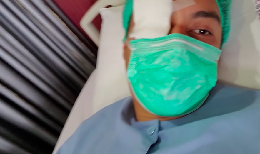 Menderita Katarak, 10 Momen Operasi Mata Baim Wong