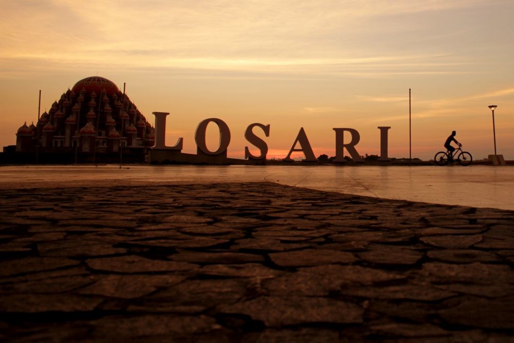 Pemkot Ngotot Revitalisasi Pantai Losari Makassar Harus Dilakukan