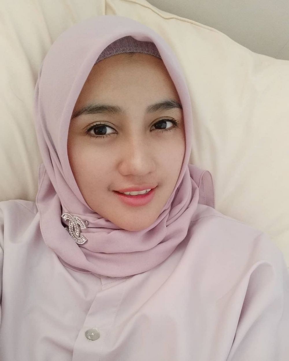 Kini Fokus ke Keluarga, 10 Potret Penty Nur Sang Ratu FTV Kolosal