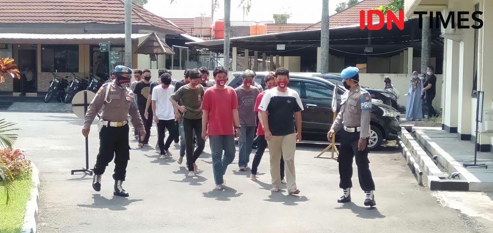 Berencana Tawuran, 16 Remaja Anggota Geng Sekolah Ditangkap Polisi