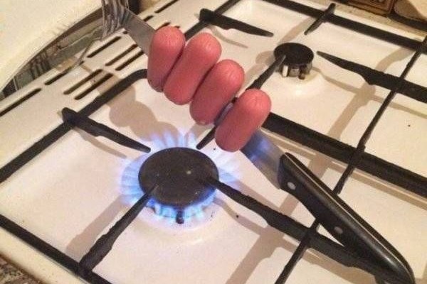 Bikin Ngakak, 10 Potret Life Hack pas Kepepet Ini Absurd Abis