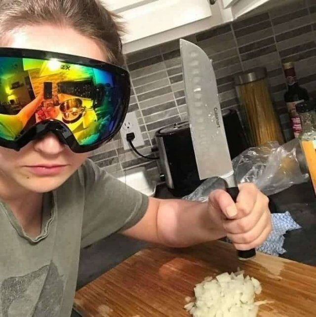 Bikin Ngakak, 10 Potret Life Hack pas Kepepet Ini Absurd Abis