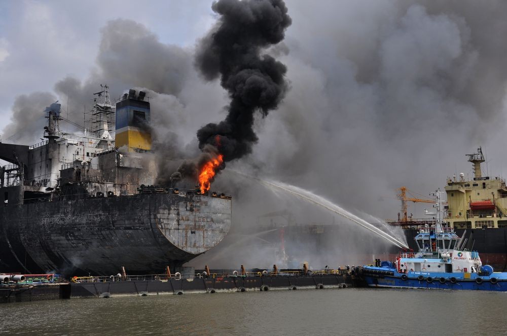 Tanker Terbakar di Belawan, Polisi Selidiki Faktor Keselamatan Kerja