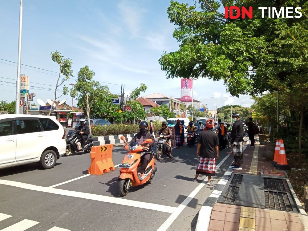 Hari Pertama PKM Denpasar, Beli Pisang Naik Mobil Diminta Putar Balik