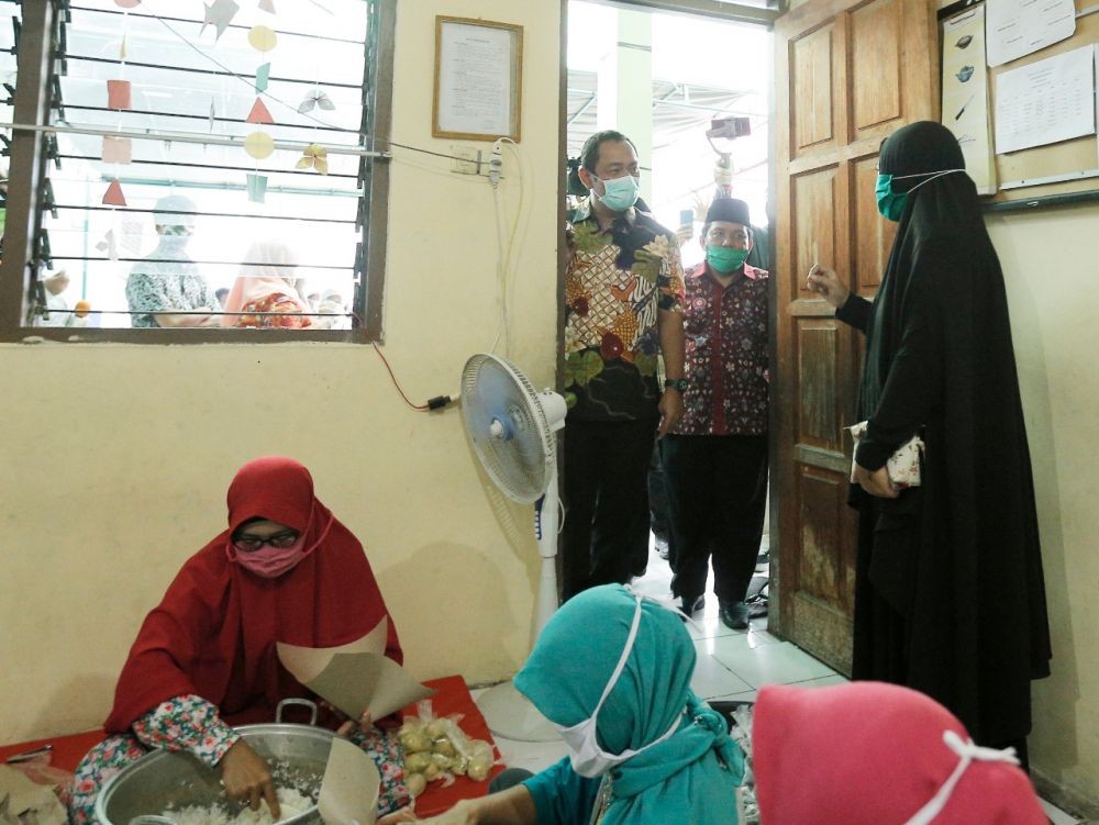 Kemensos Salurkan Bantuan Sosial Tunai ke 52.705 Warga Semarang  