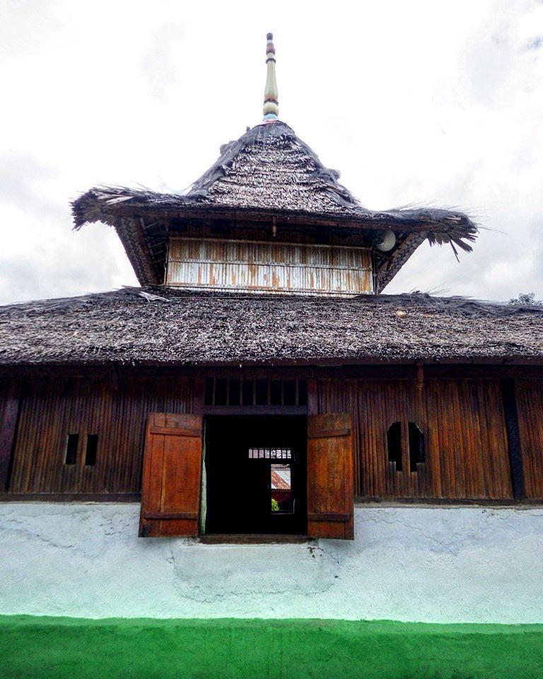 9 Masjid Ini Ternyata Punya Kisah Misterius, lho!