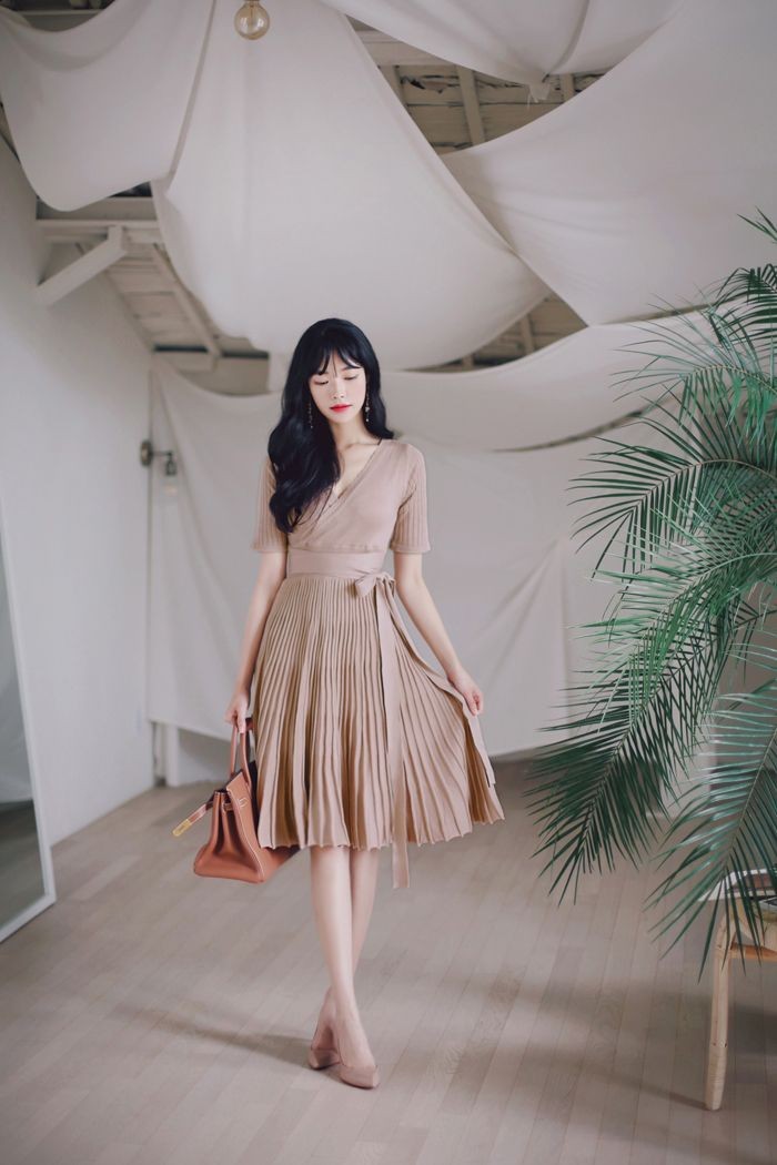 10 Ide Ootd Kondangan Ala Korea Gaya Anggun Yang Effortless