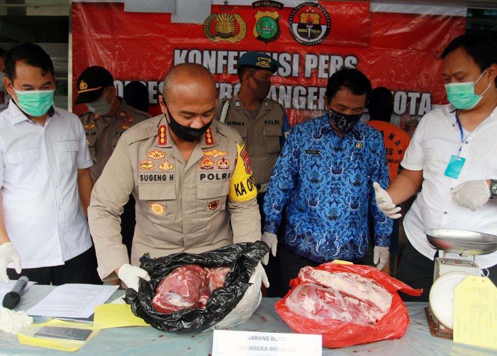 Polisi Ungkap Penjualan Daging Sapi Dioplos Babi di Tangerang