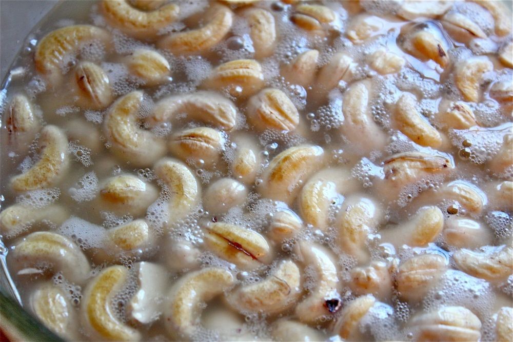 Resep dan Cara Membuat Kacang Mete Goreng, Gurihnya bikin Ketagihan