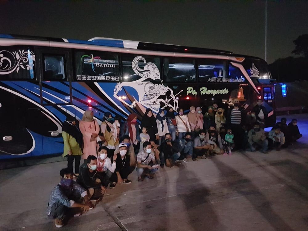 Hendak ke Bangkalan, Tiga Bus Berisi Pemudik Terjaring di Tol Sumo