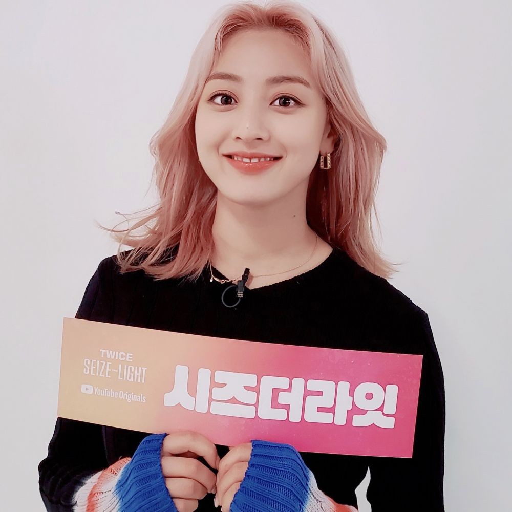 Jihyo TWICE & 9 Idol KPop Ini Memiliki Wajah Seperti Orang ...