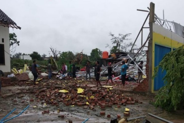 Puting Beliung di Tulang Bawang, 2 Warga Meninggal Dunia