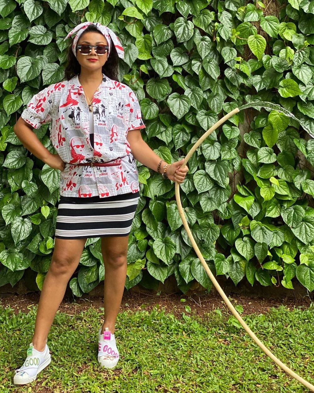 10 Pesona Awet Muda Nirina Zubir, Usia 40 Tahun Masih Segar Banget!