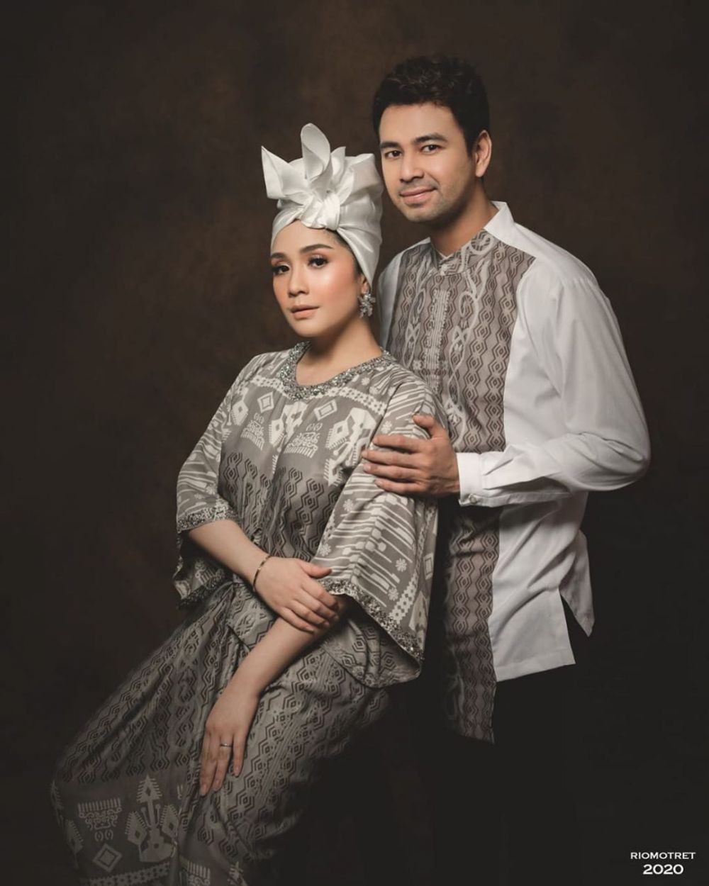Di Rumah Aja, 10 Potret Raffi Ahmad Rayakan Lebaran Bareng Keluarga