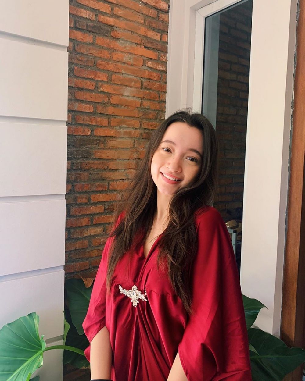 Kompak Selalu! 10 Potret Lebaran Bryan Domani dan Megan Domani