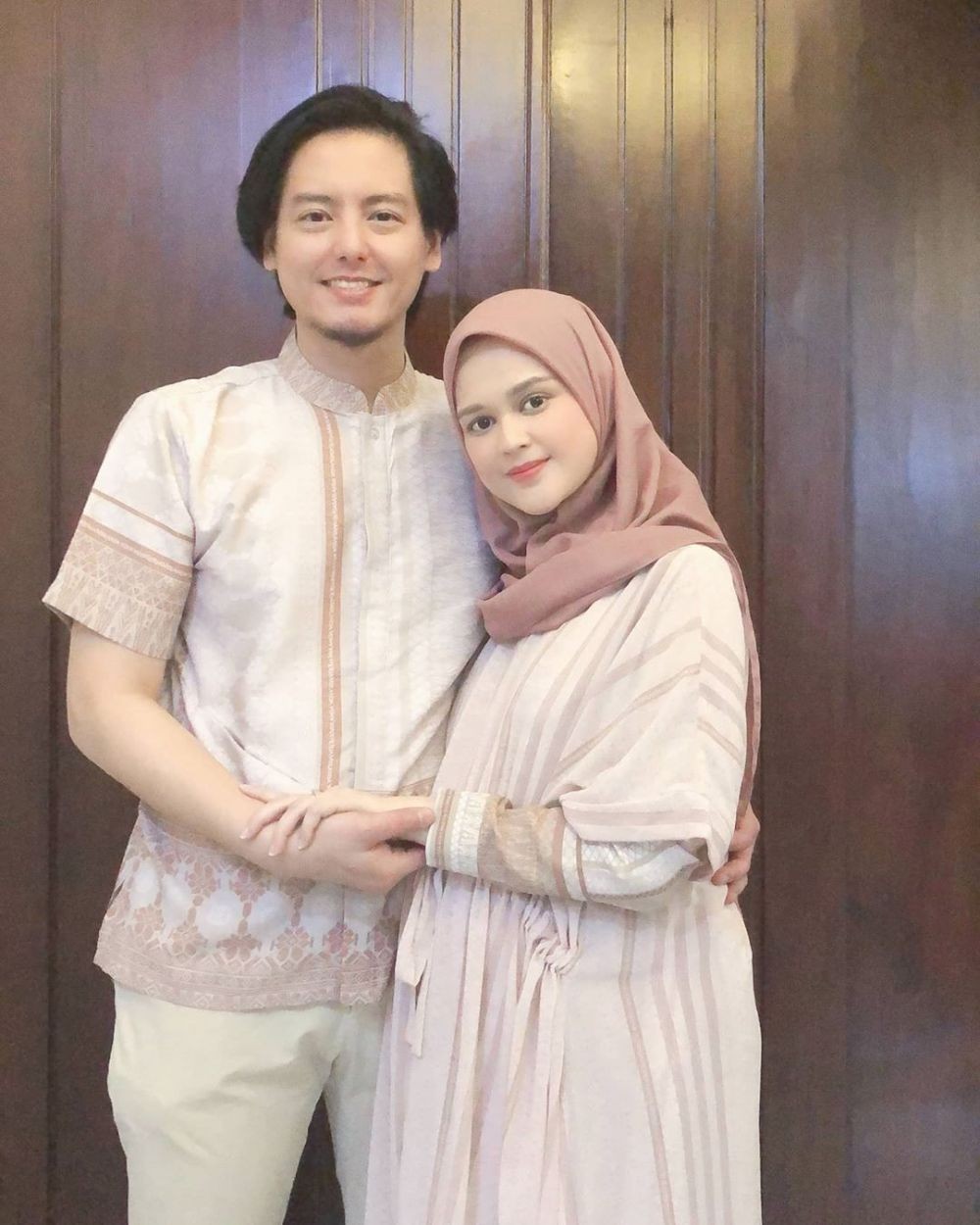 Tamara Bleszynski dan 10 Artis Blasteran yang Ikut Rayakan Lebaran