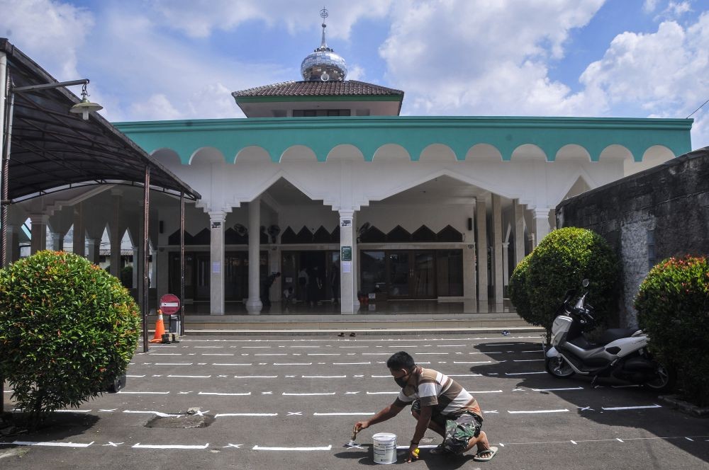 Salat Idul Adha 1442 Hijriah di Rumah Vs Masjid