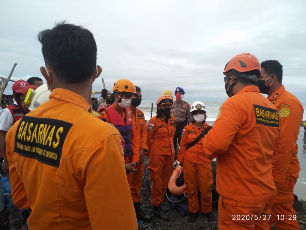 Kapal Nelayan Karam di Nias Selatan, 9 Orang Hilang