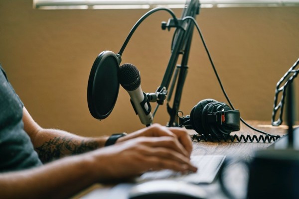 Makin Populer di Indonesia, 7 Fakta Perkembangan Podcast