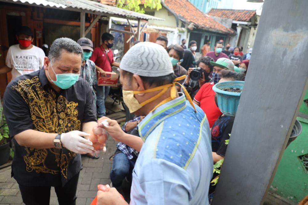 Kunjungi Warga Positif COVID-19, Wawali Surabaya Jadi ODP