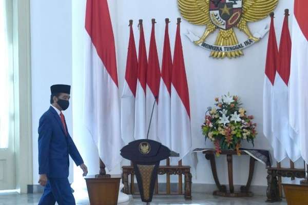 Instruksi Jokowi Untuk Pencegahan PHK Massal