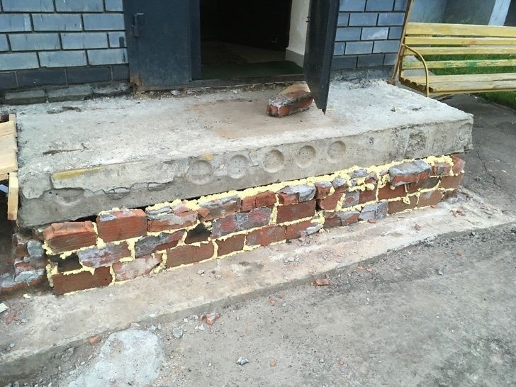 Ngakak! 13 Desain Rumah yang Hancur Akibat Nekat Renovasi Sendiri