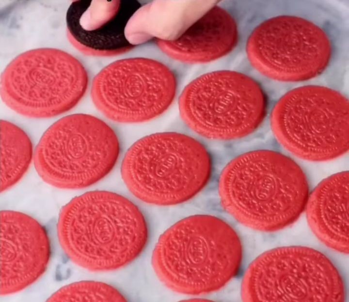 Lagi Viral! Cara Gampang Membuat Oreo Sultan Red Velvet
