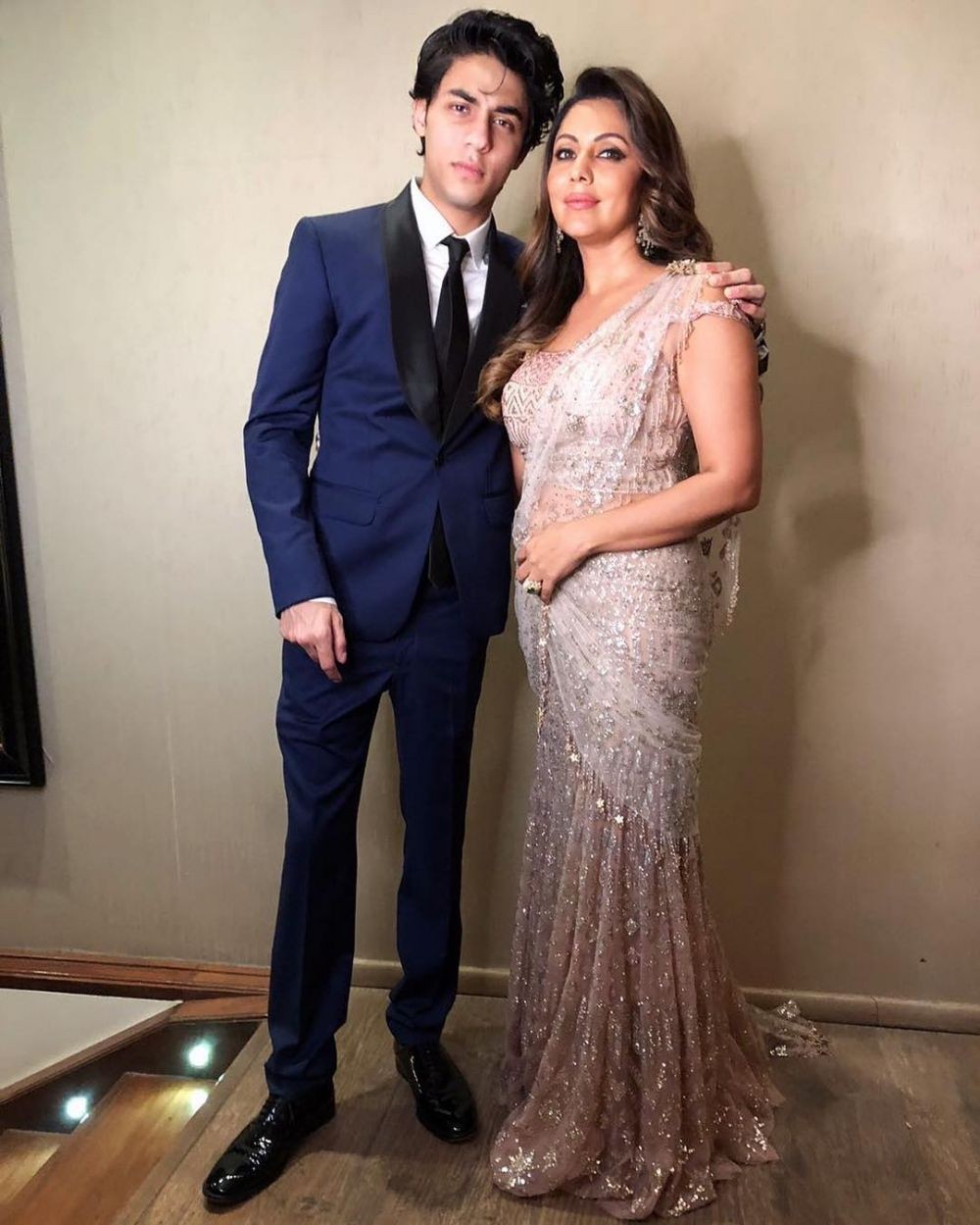 9 Ide Style Harian Gauri Khan, Istri Shah Rukh Khan yang Cetar Banget!