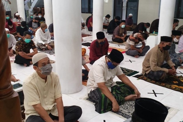 Salat Idul Adha 1442 Hijriah di Rumah Vs Masjid