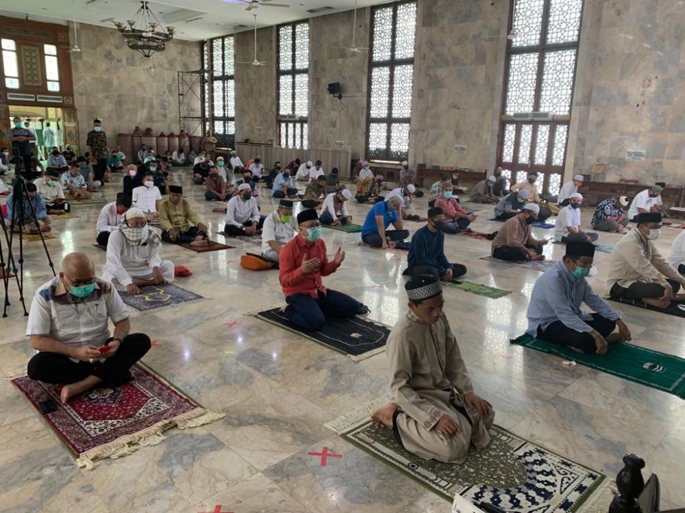 Unik, Jam Matahari Jadi Penanda Waktu Salat di Masjid Kauman Pandak