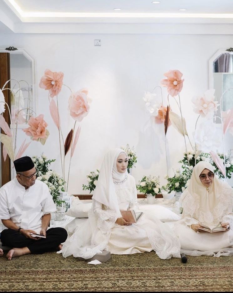 Instagramable Banget, Intip 10 Suasana Estetik Rumah Dian Pelangi