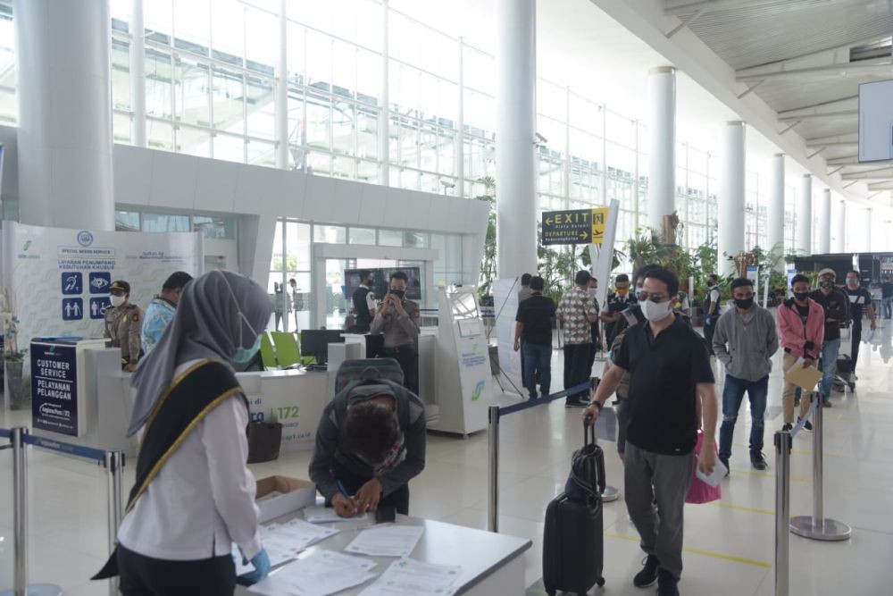 Penumpang di Bandara SAMS Sepinggan Keluhkan Tes Swab Bikin Repot 