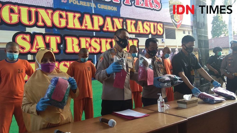 Petani Cabul Ditahan Polresta Cirebon, Modusnya Ajak Main di Sawah
