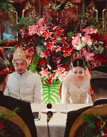 Tak Lagi Janda, 10 Momen Bahagia Pernikahan Niken Anjani dan Adimaz