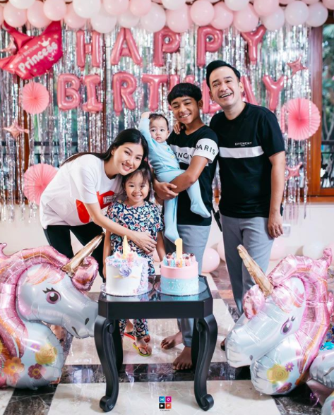 10 Foto Manis Pesta Ultah Thania & Thalia, Putri Kebangaan Ruben Onsu