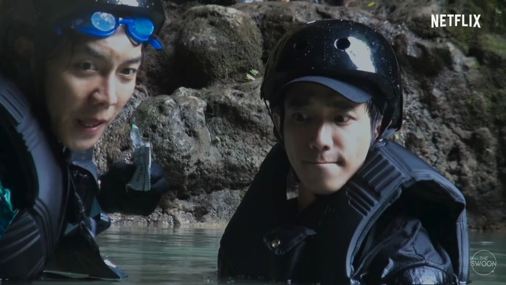 12 Momen Keseruan Lee Seung Gi dan Jasper Liu Menjelajah Jogja-Bali
