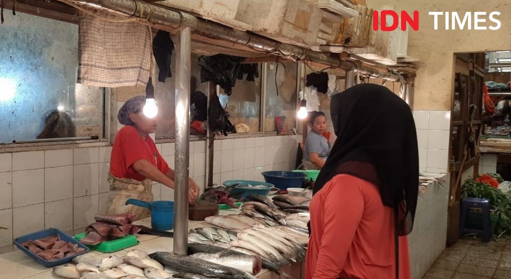 2 Pasar Tradisional Kota Tangerang Terapkan Aplikasi PeduliLindungi