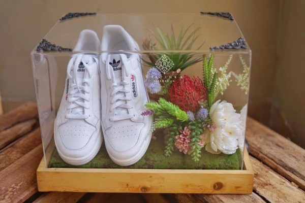 Seserahan Calon Pengantin ala Artis, ada Sepatu Kets dan Kopi Kekinian