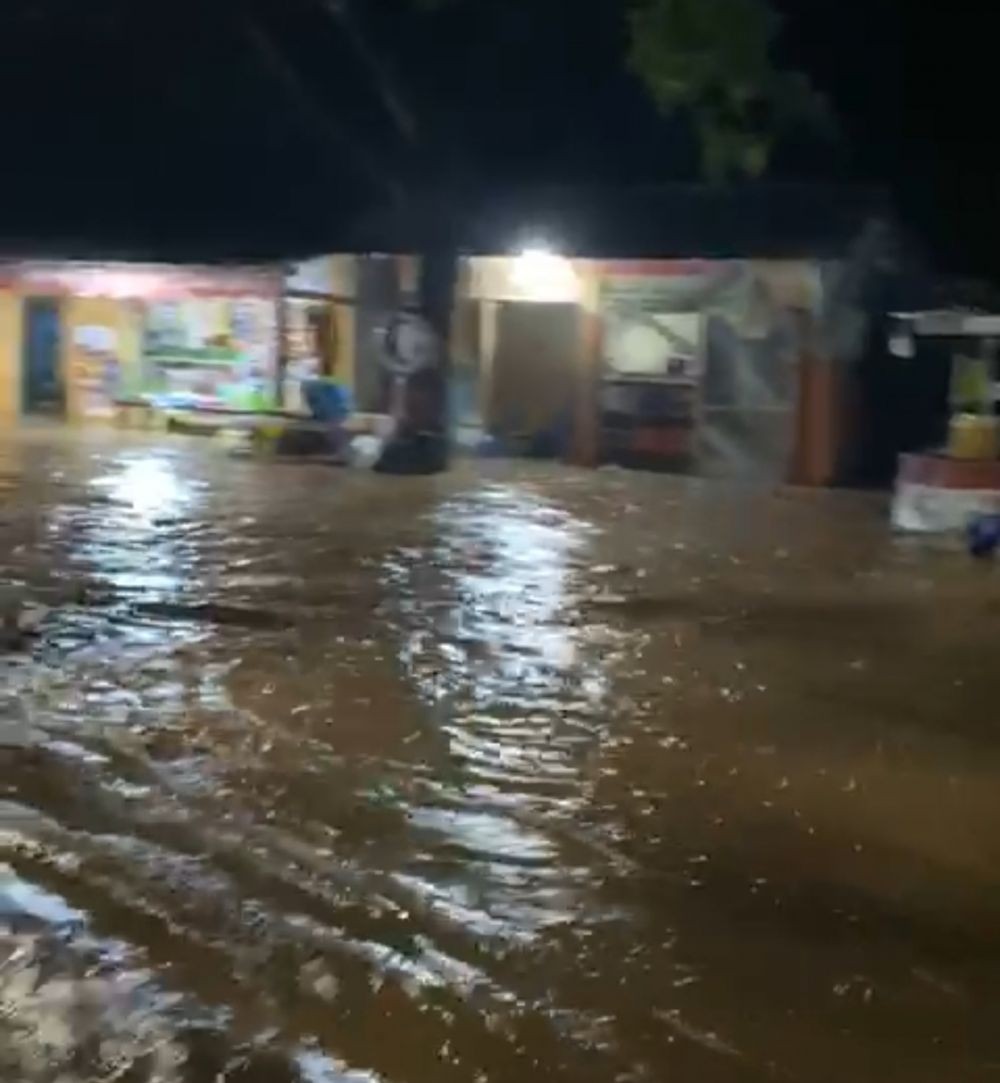 Sungai Meluap, Tujuh Kelurahan di Bantaeng Terendam Banjir