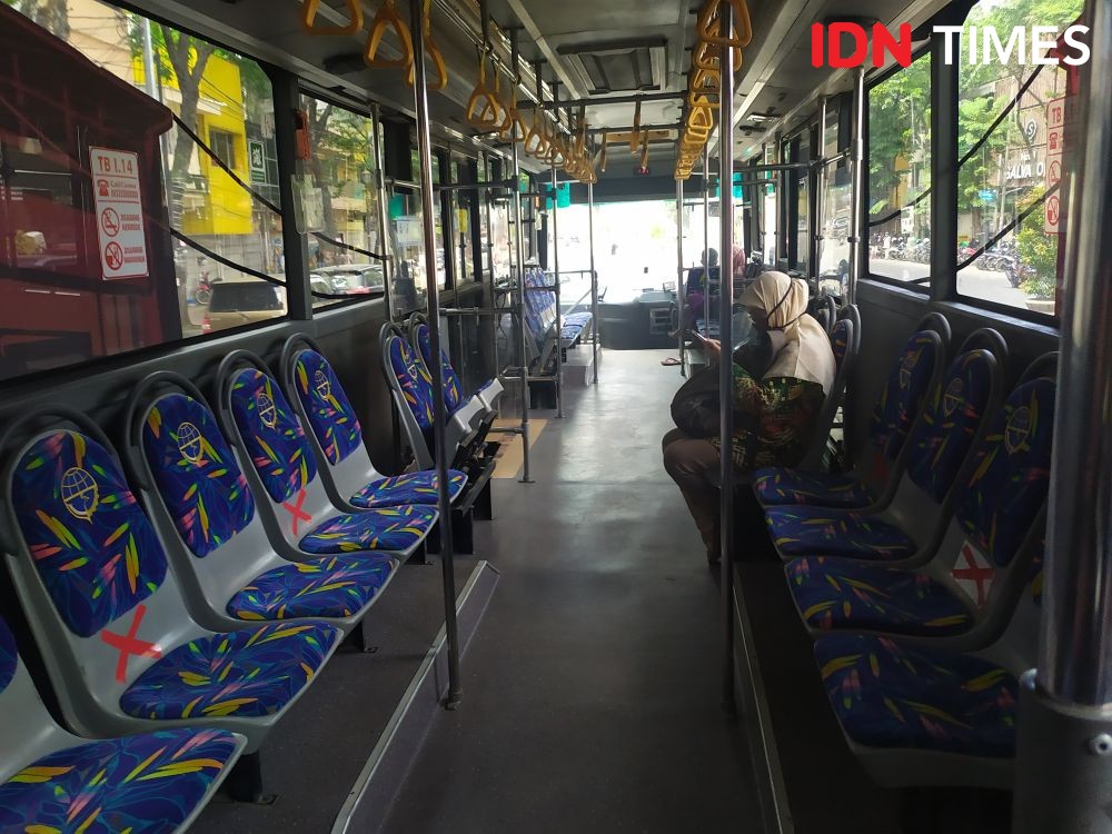 Tiga Kategori Penumpang yang Masih Gratis Naik Teman Bus di Makassar