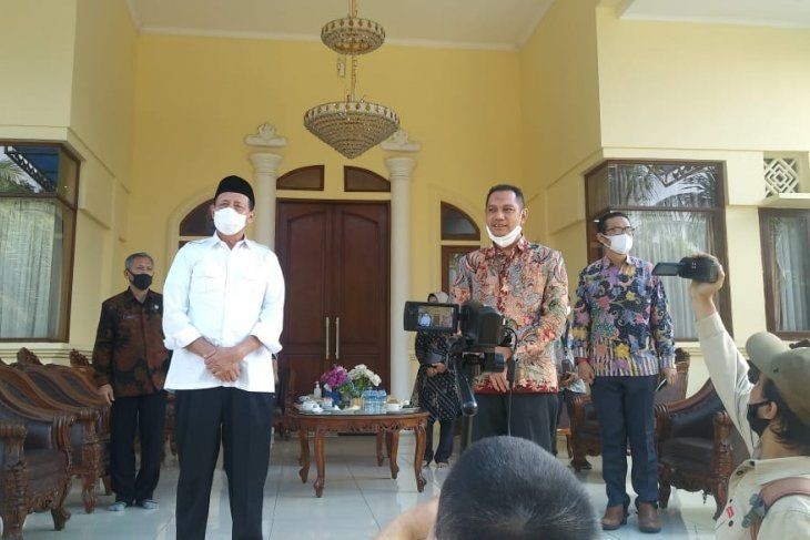 Gubernur Sebut Angka Kematian Akibat COVID-19 Banten Hanya 6 Persen