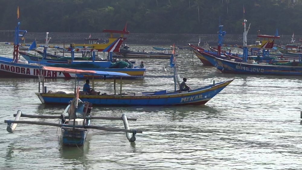 Nekat Melaut Saat Gelombang Tinggi, Dua Nelayan di Tulungagung Hilang