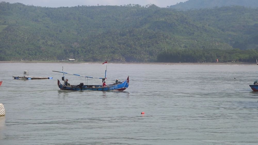 Nekat Melaut Saat Gelombang Tinggi, Dua Nelayan di Tulungagung Hilang