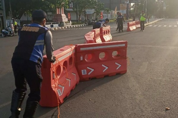 PPKM di Semarang, 9 Jalan Utama Ditutup, Pesta Pernikahan Dilarang