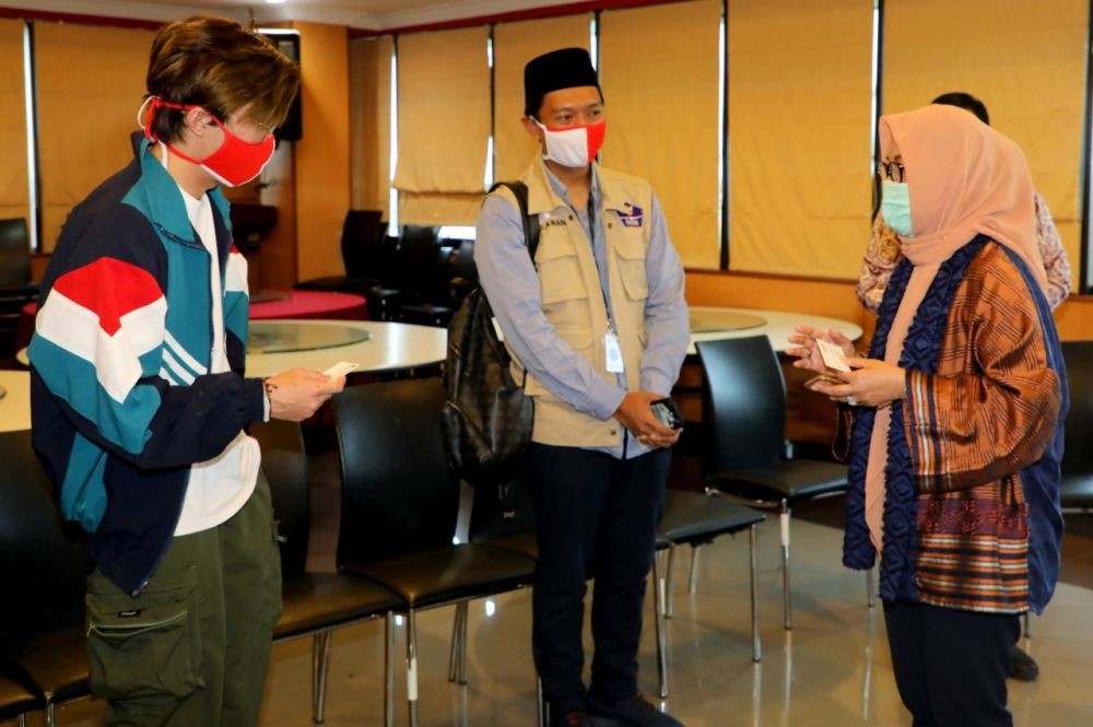 Dokter Tirta Ditugasi Kampanye Protokol COVID-19 di Makassar